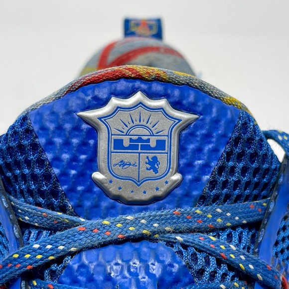 Nike Lebron 12 Low Limited Edition Mens 11 Sneaker Hyper Cobalt Blue J-8-2 2691 main image 10